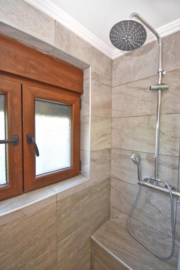 The Stone Suite Moraitika Exterior foto