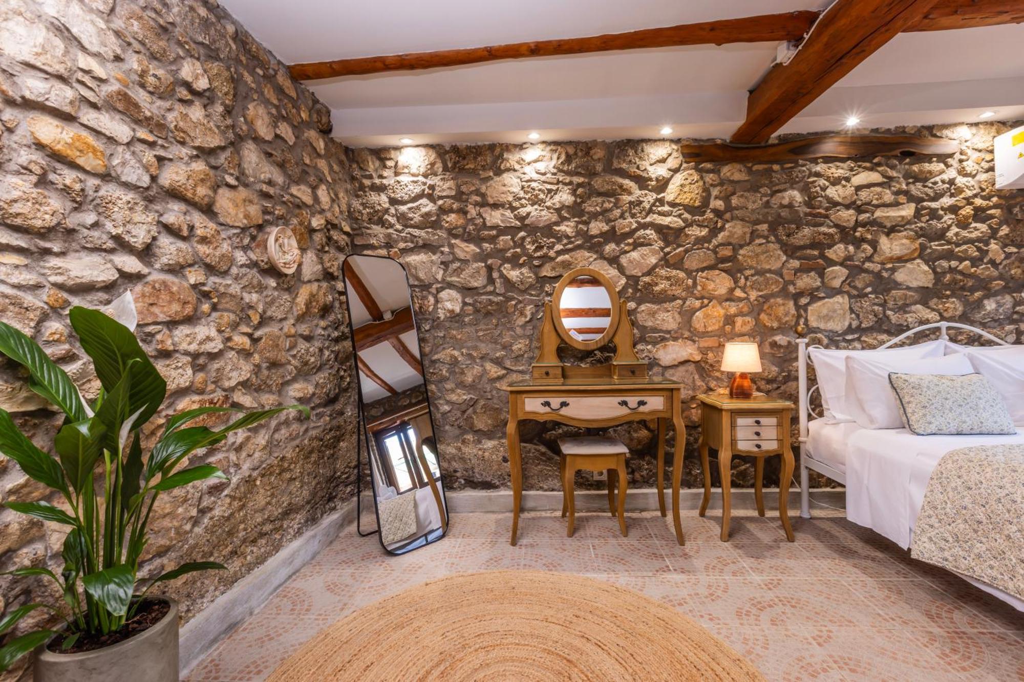 The Stone Suite Moraitika Exterior foto